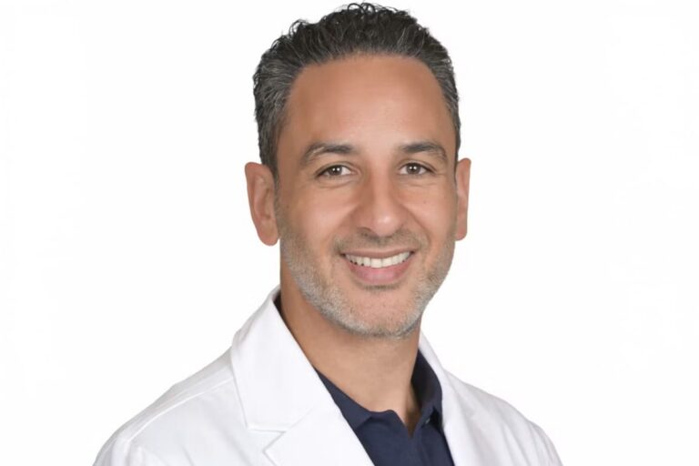 Dr. Shervin Molayem, DDS, periodontist at Bedford Dental Group, Beverly Hills